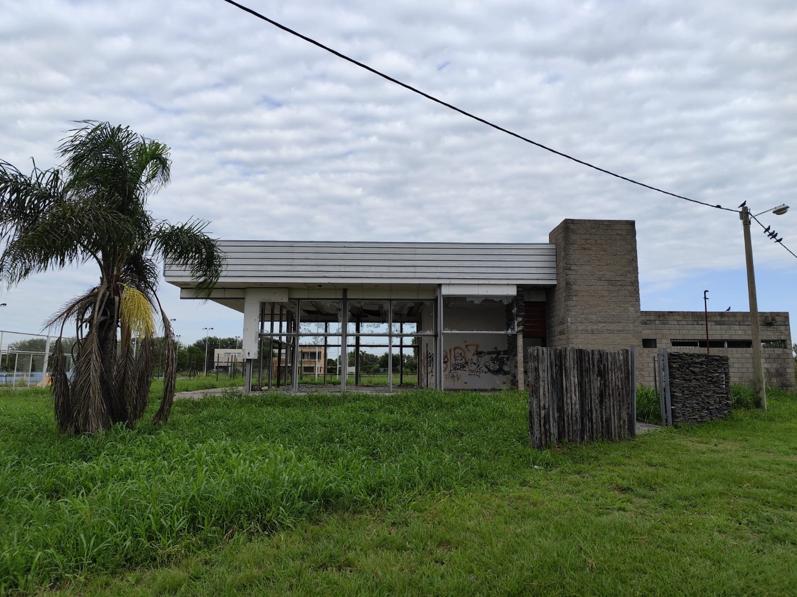 El club house fantasma de Funes Town, una pelea peronista y qué se cocina en La Rural