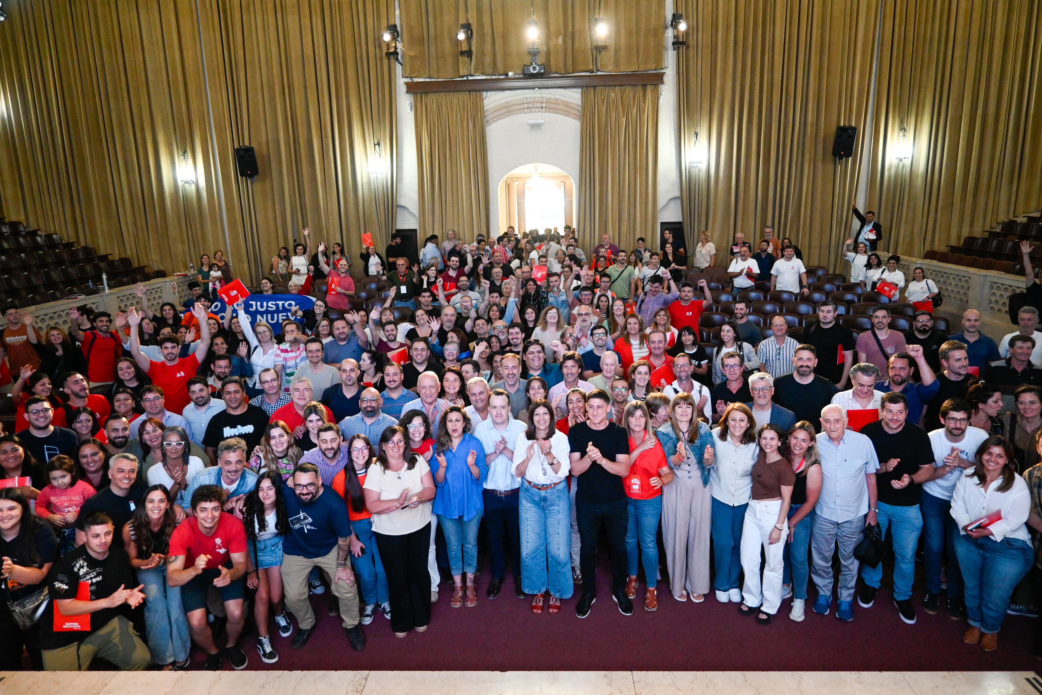 El socialismo tuvo su congreso y acordó trabajar por la reforma constitucional en Santa Fe