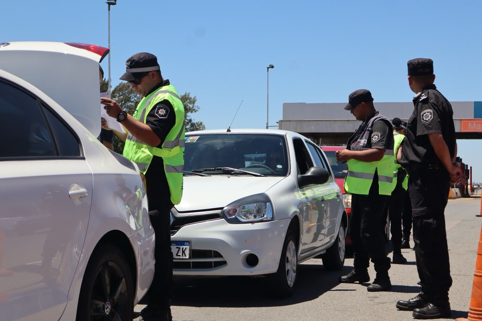 Matafuego, VTV, y seguro: todo lo que tenés que saber para salir a la ruta en vacaciones 