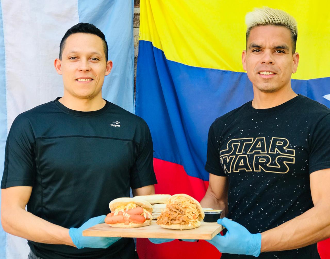 De Venezuela a Roldán: comenzó a cocinar la comida de su tierra y fue un éxito