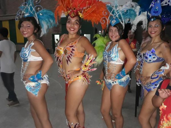A la espuma loca: Llegan los carnavales a Funes 