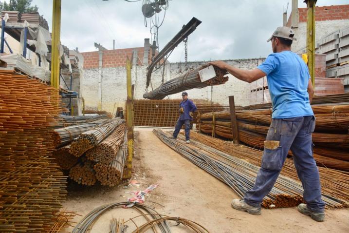 Construcción: celebran apertura de importaciones, pero denuncian aumentos arbitrarios en insumos clave