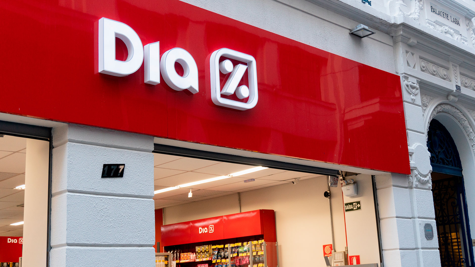 Cuanto cuesta traer una sucursal de un reconocido supermercado de origen español a Funes 