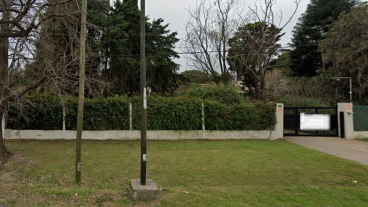 Cocheras, patio y parrilleros privados: un condominio exclusivo pide pista sobre Ruta 9 en Funes