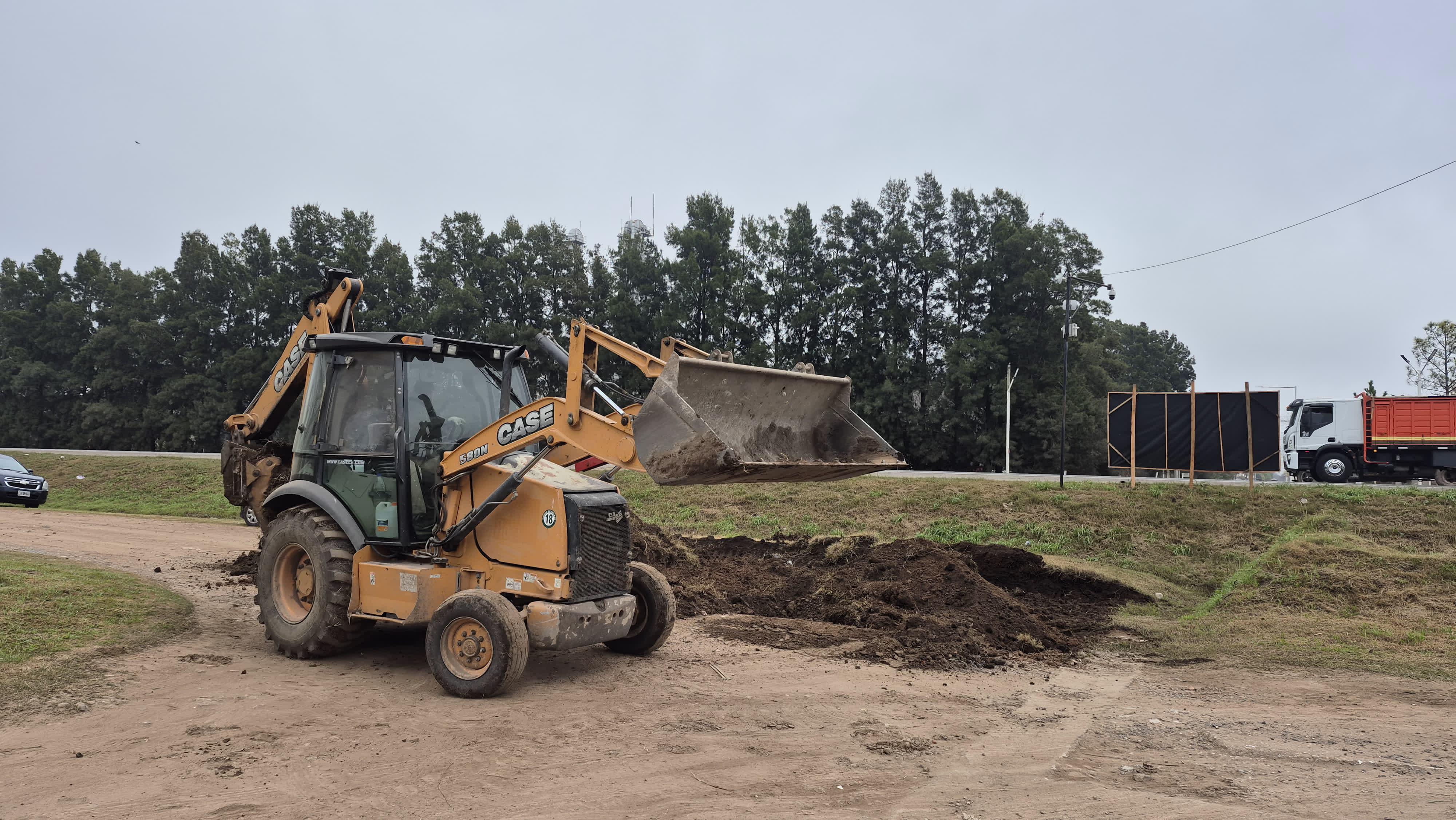 Pavimentación y un acceso clave para descongestionar A012, la obra clave que comenzó la Muni de Roldán