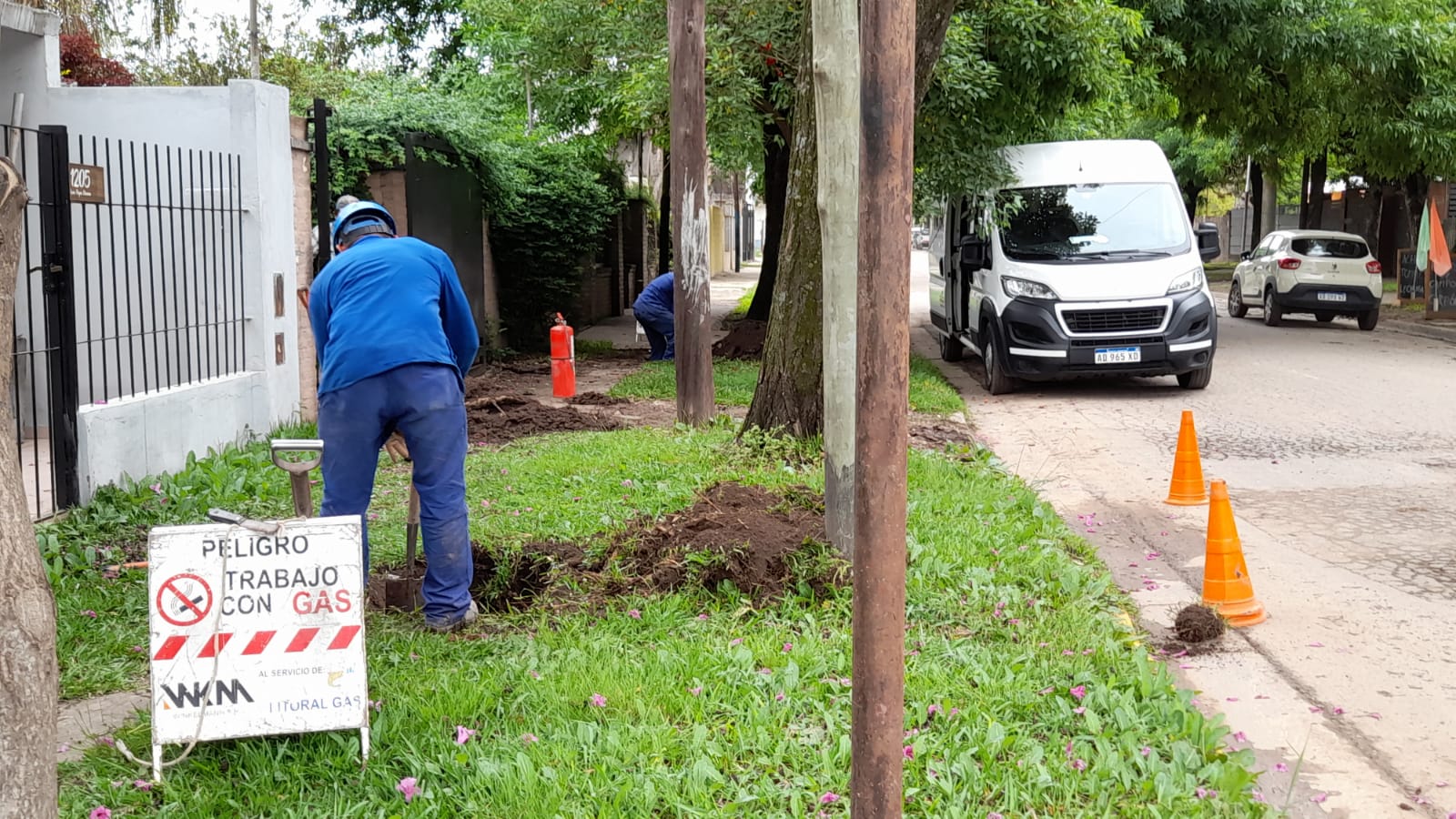 Paciencia en el centro de Funes: cortarán el tránsito de una calle clave por obras para el gas