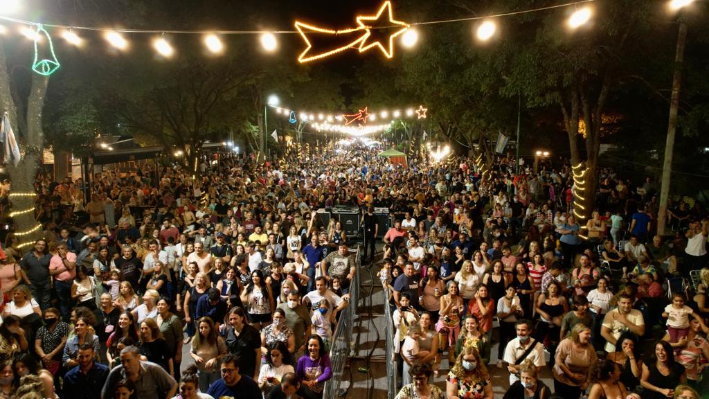 Asado a la estaca, shows, torta gigante y velitas: cómo serán los festejos por el 150° aniversario de Funes