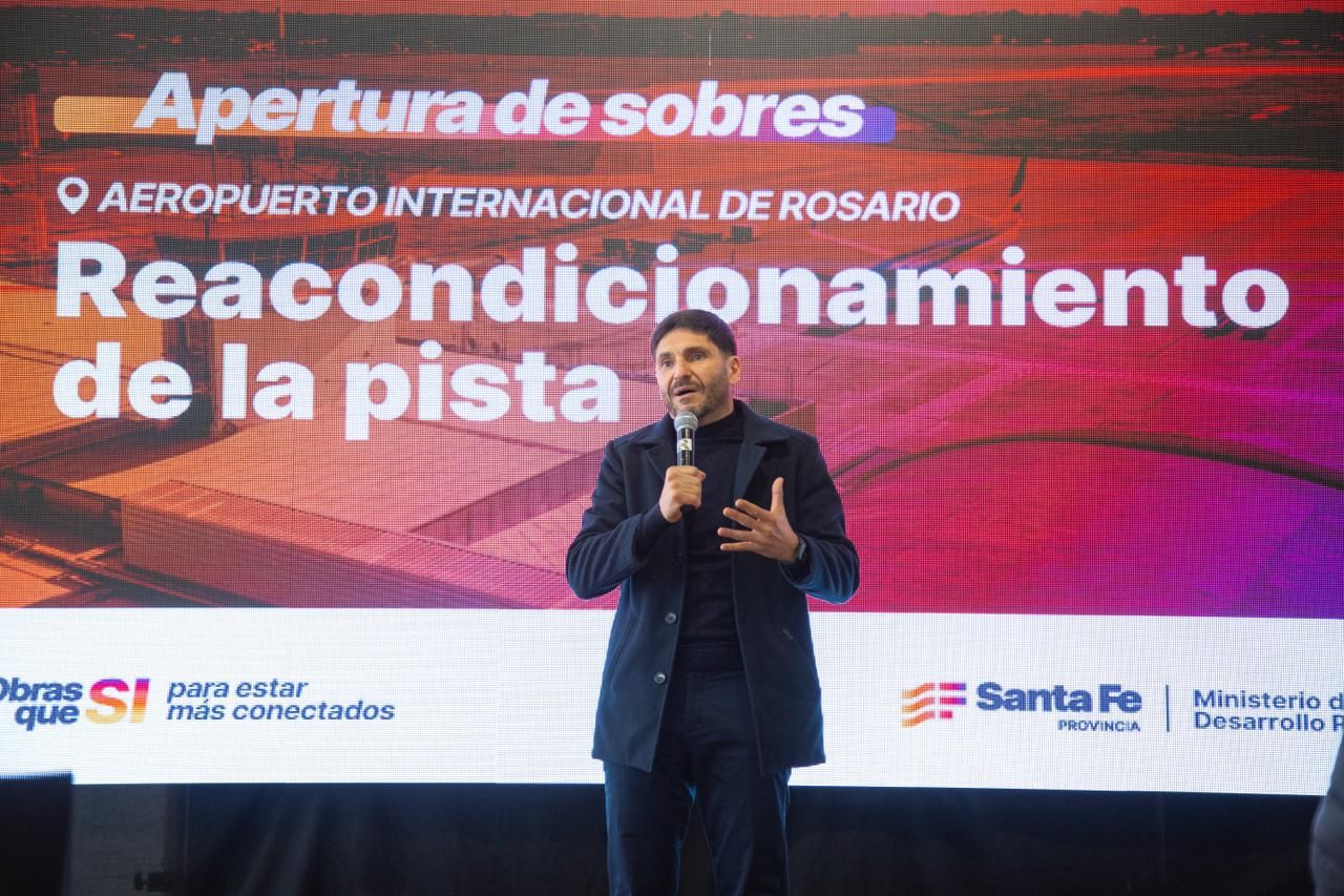 Pullaro: “Nación se borró pero nos hacemos cargo de la obra del Aeropuerto porque Santa Fe va a ser potencia”
