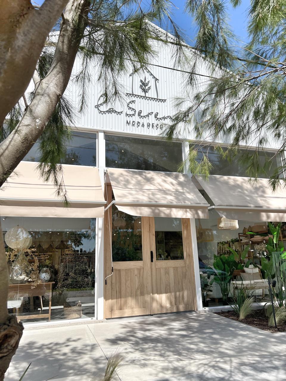 Cómo es La Serena, la esquina de Funes donde la moda de autor convive con el diseño y la decoración hogareña