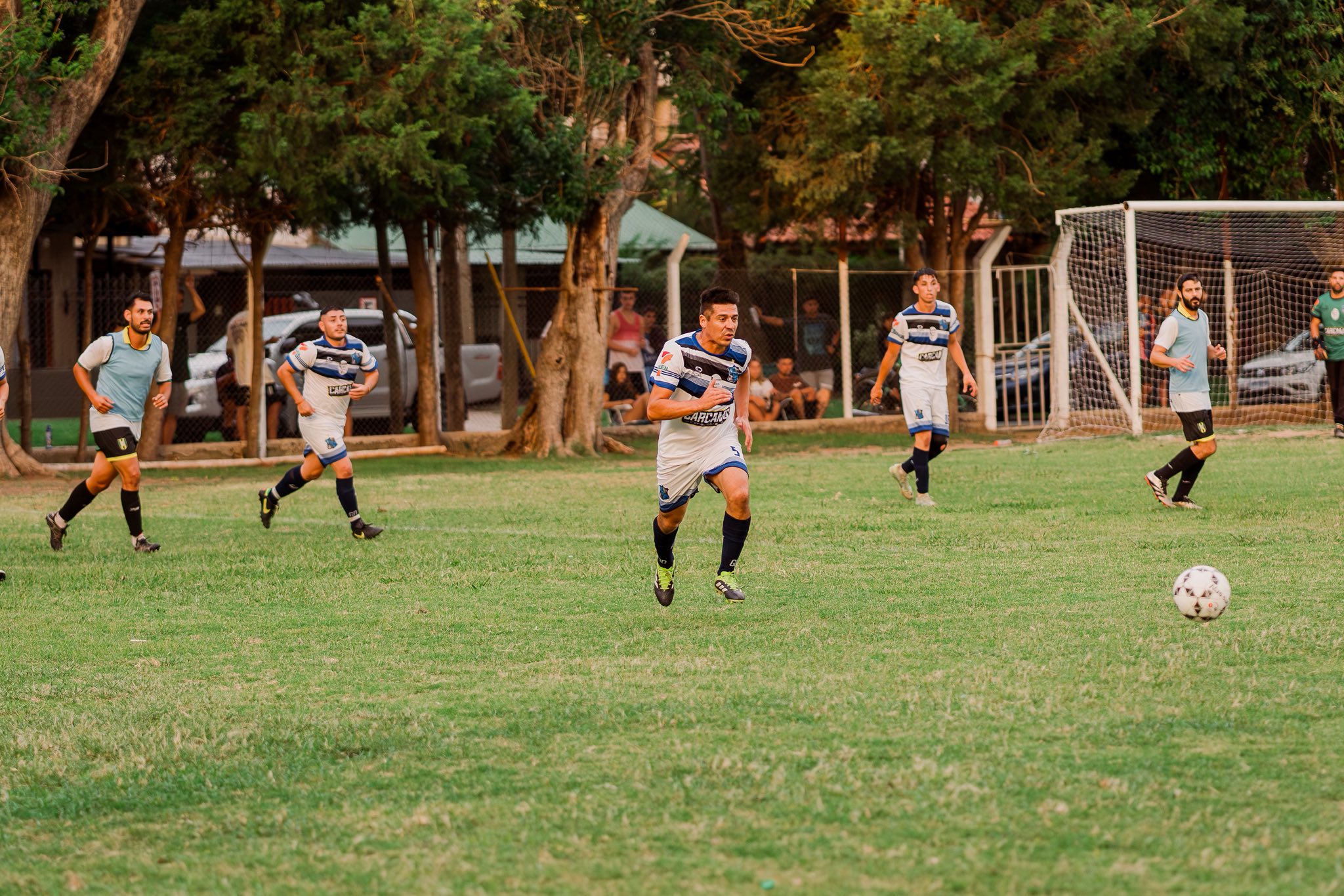 Goleadas y emoción en la Copa Funes: la +35 cerró una nueva fecha y el torneo de libres entra en definición