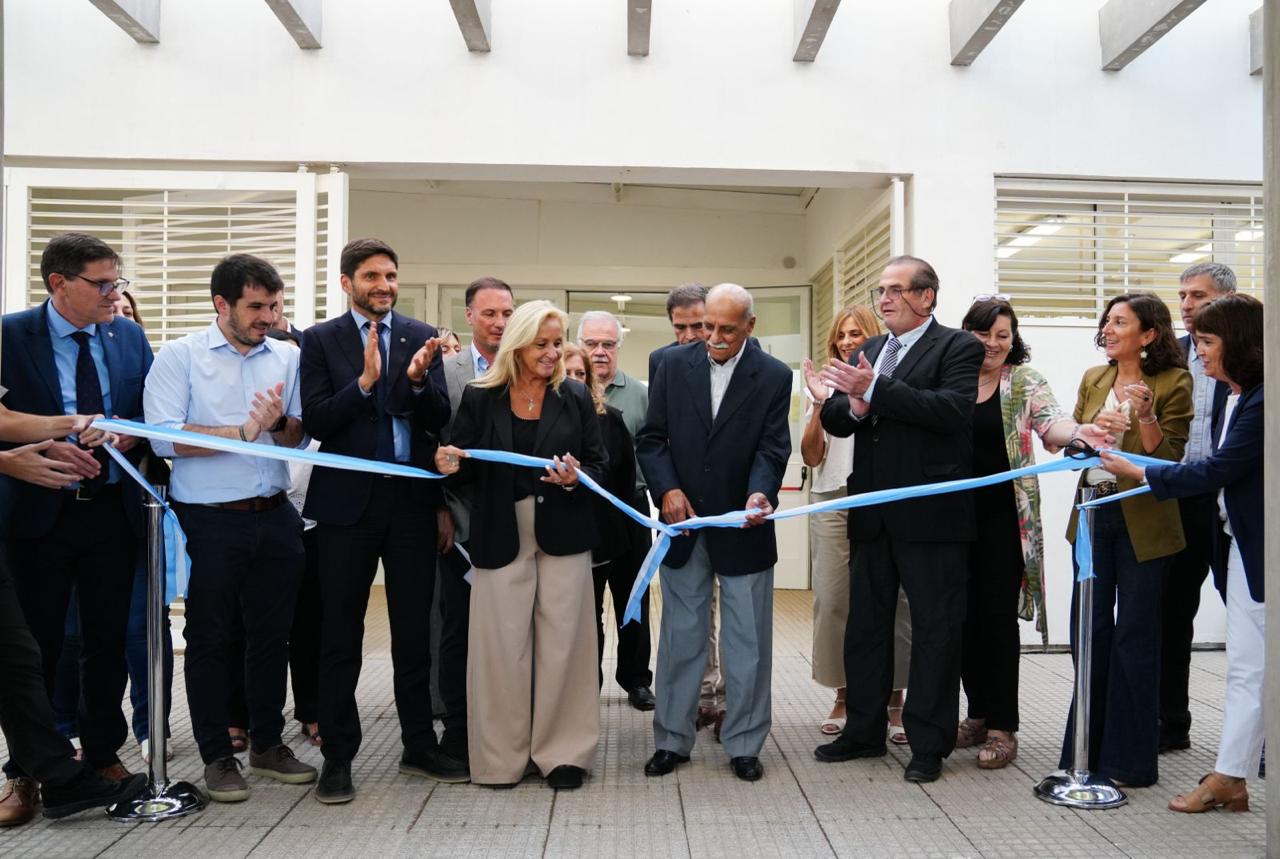 Pullaro inauguró una escuela en la región y proyecta 54 nuevos edificios educativos en Santa Fe