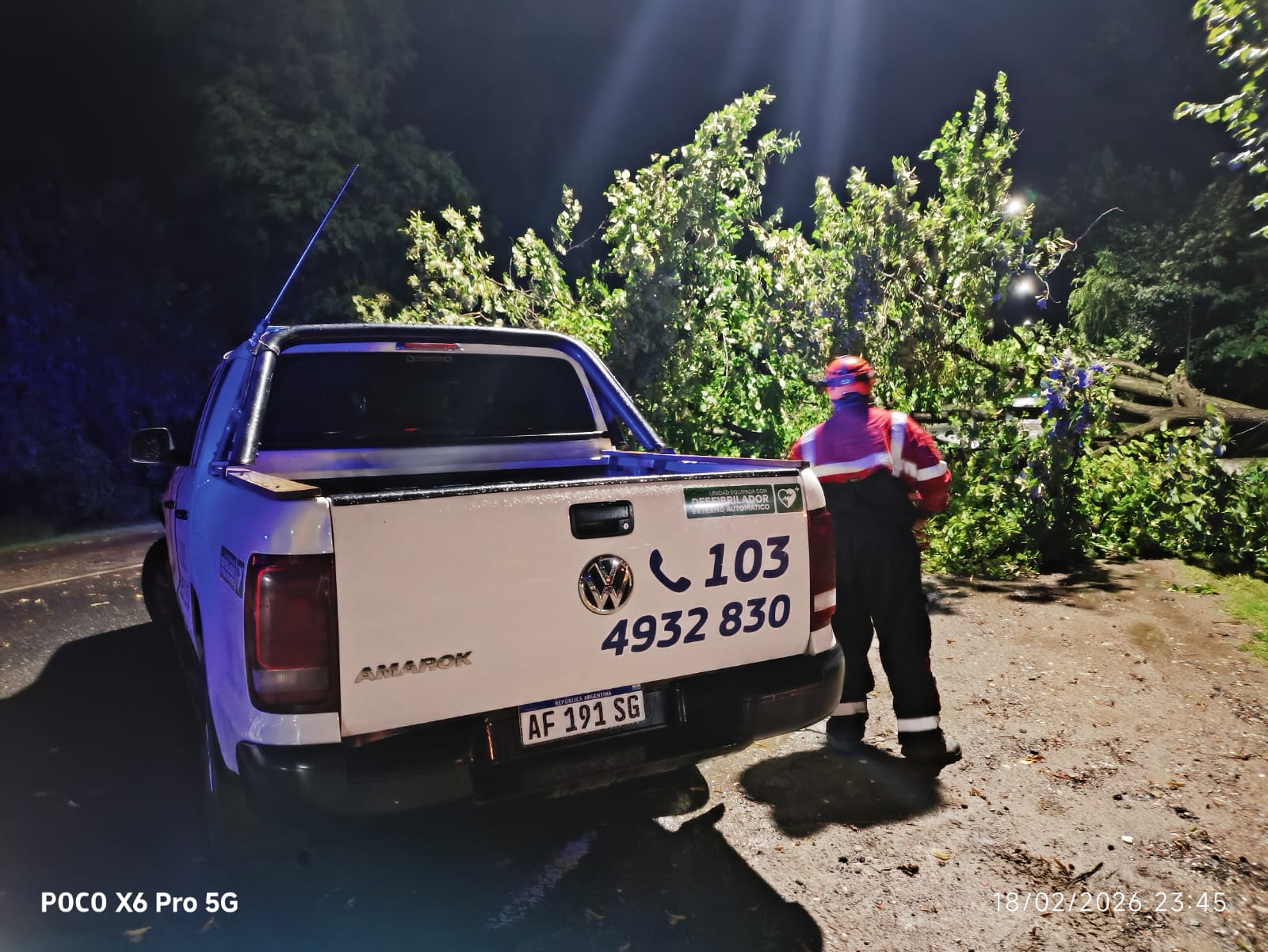 Ráfagas de 45 km/h y un árbol sobre Ruta 9: cómo respondió Funes al violento temporal que azotó a la ciudad
